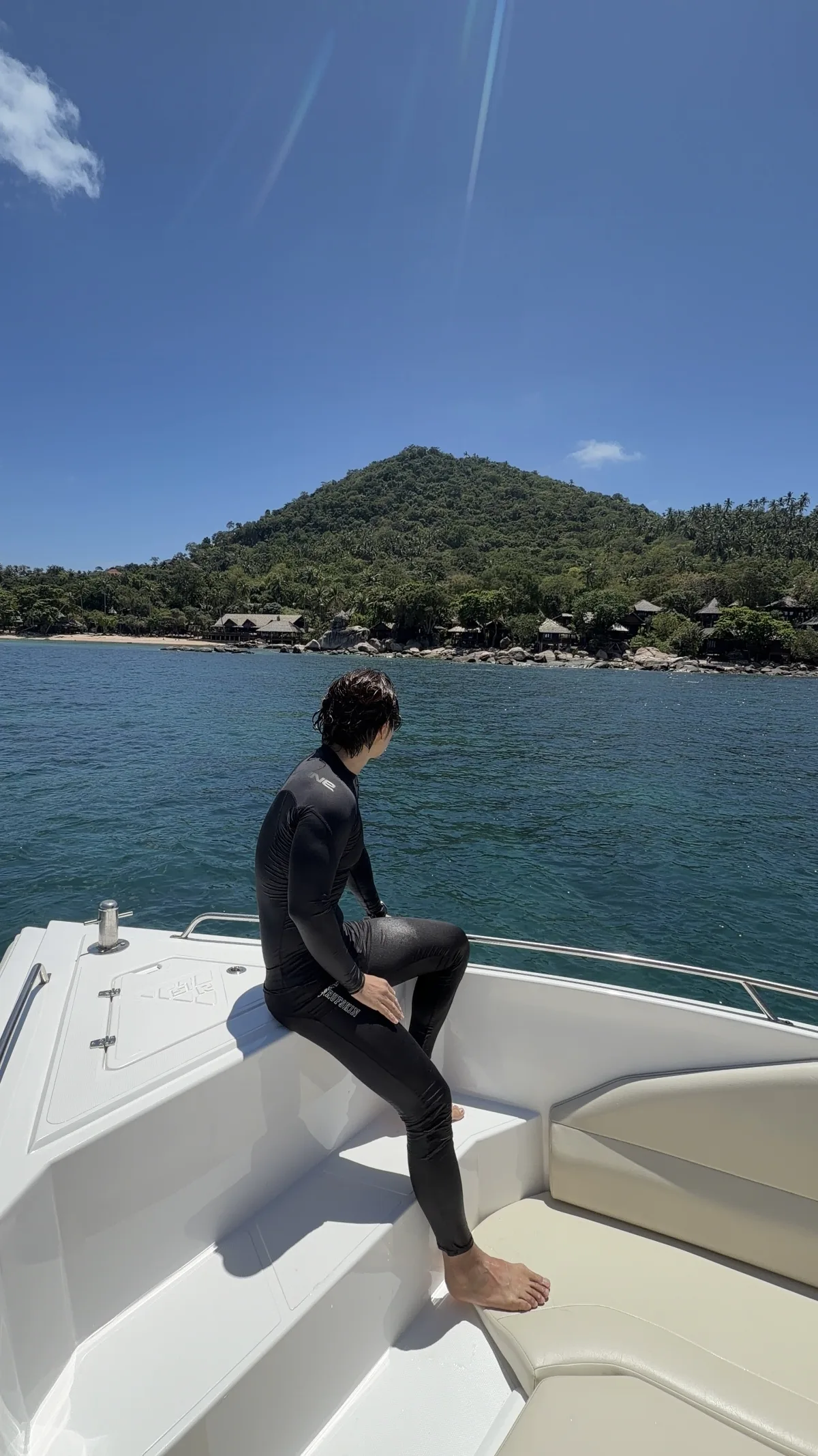 On the bow before the first dive of the day